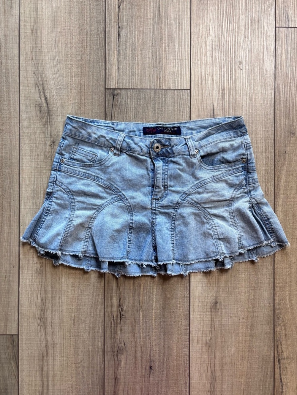 one tuff babe rare low rise skirt